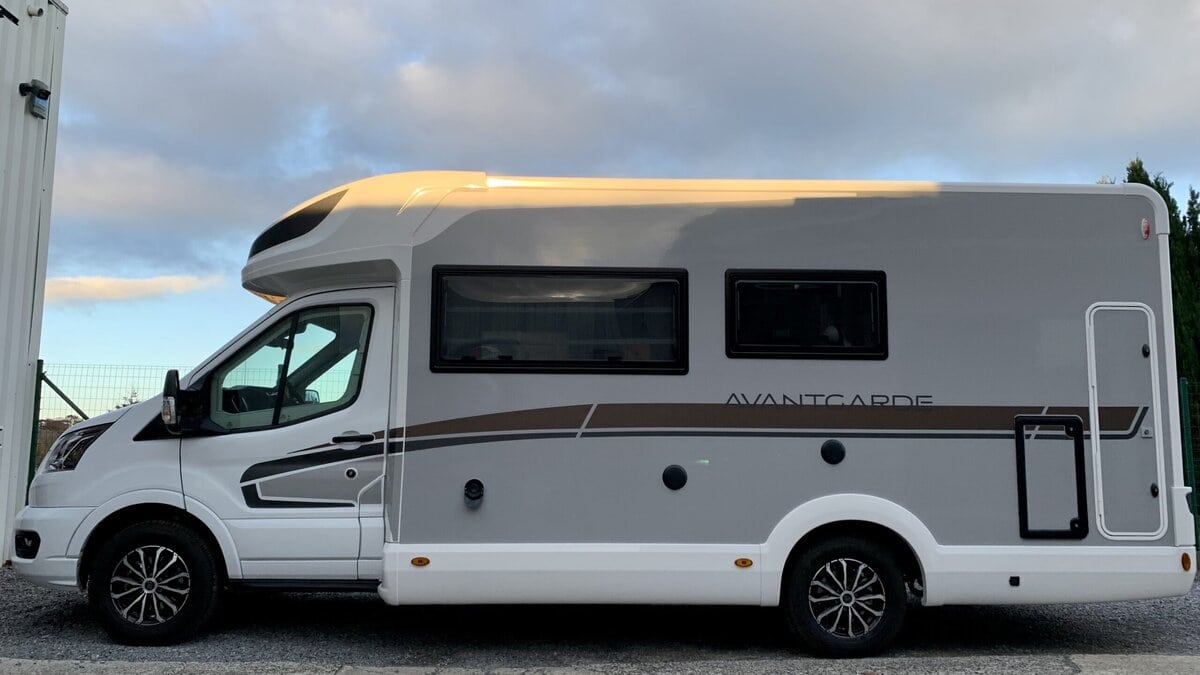 Ford Transit 16 inch MSW48 van